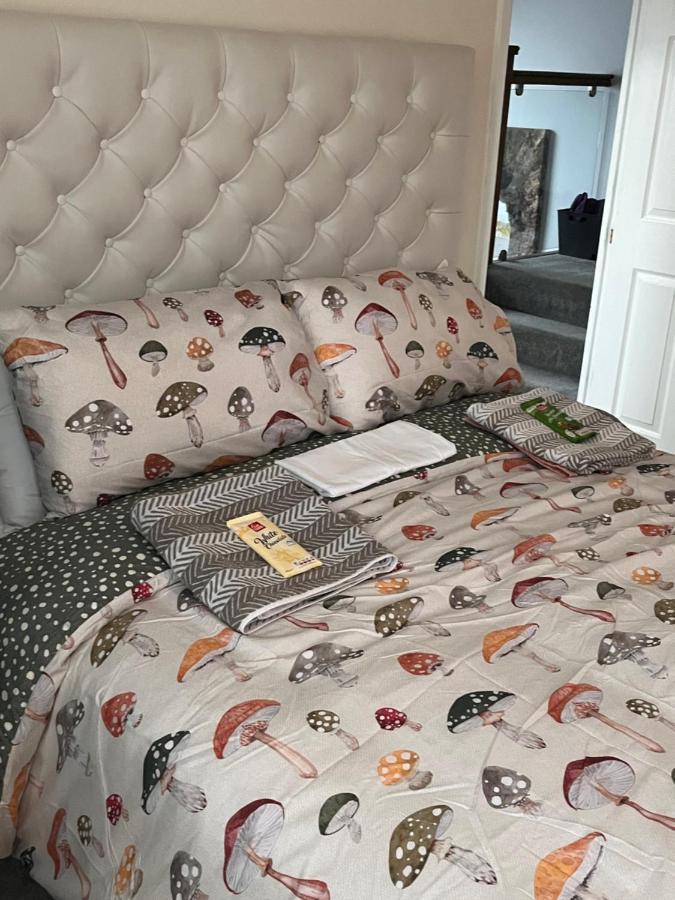 Home From Home Cosy B&B London Kültér fotó
